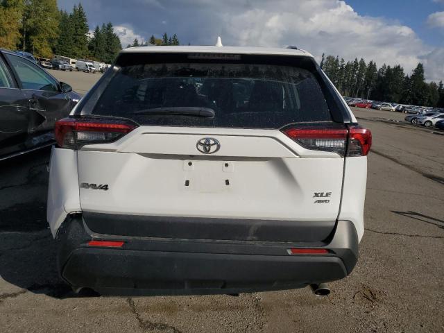 2T3P1RFV9PW382618 - 2023 TOYOTA RAV4 XLE WHITE photo 6
