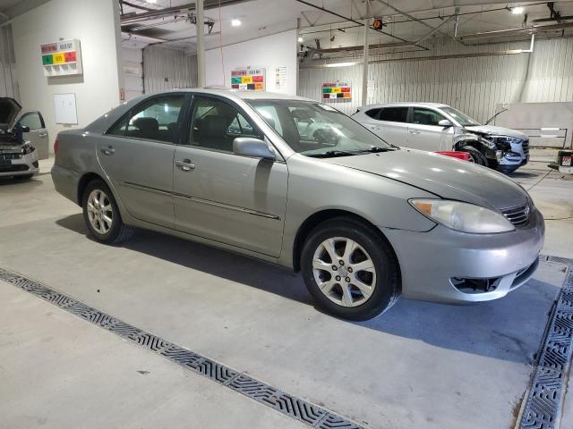 4T1BE30K95U971264 - 2005 TOYOTA CAMRY LE 灰色 照片 4