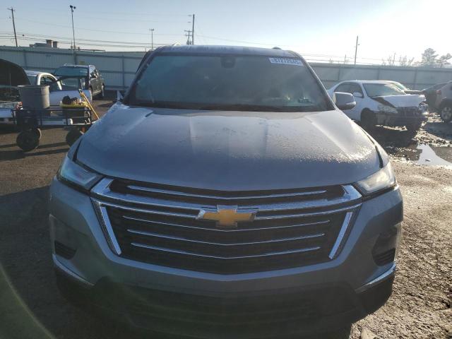 1GNEVGKW2PJ138796 - 2023 CHEVROLET TRAVERSE LT 银色 照片 5