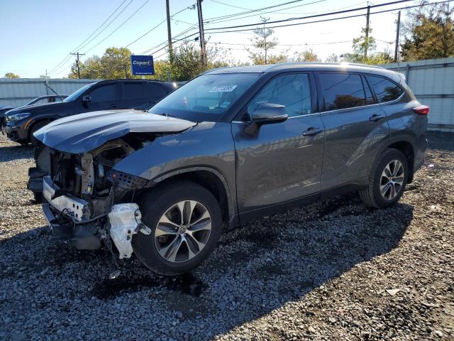 2020 TOYOTA HIGHLANDER XLE, 