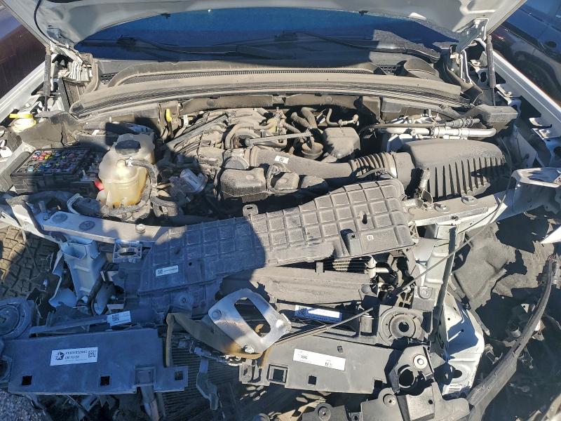 1C4RJHAG6P8702897 - 2023 JEEP GRAND CHEROKEE LAREDO WHITE photo 11