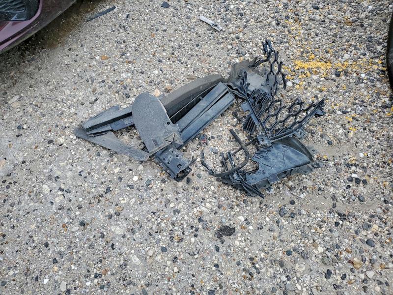 1C4RJHAG6P8702897 - 2023 JEEP GRAND CHEROKEE LAREDO WHITE photo 12