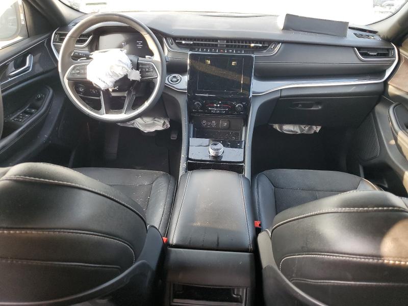 1C4RJHAG6P8702897 - 2023 JEEP GRAND CHEROKEE LAREDO WHITE photo 8