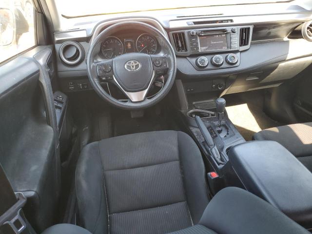 JTMBFREV0JJ729756 - 2018 TOYOTA RAV4 LE 灰色 照片 8