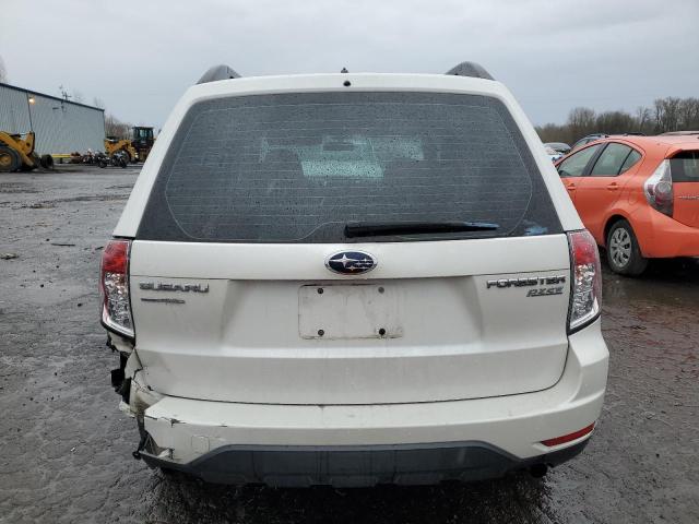 JF2SH6BC5AH773854 - 2010 SUBARU FORESTER XS Weiß Foto 6
