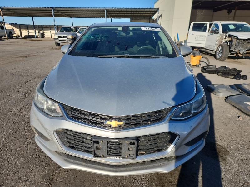 1G1BC5SM7J7179765 - 2018 CHEVROLET CRUZE LS 银色 照片 5