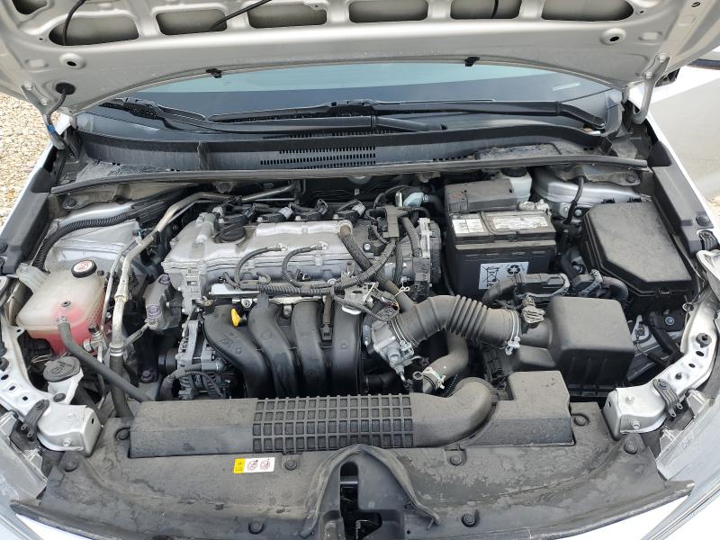 5YFEPMAE3MP243154 - 2021 TOYOTA COROLLA LE SILVER photo 11