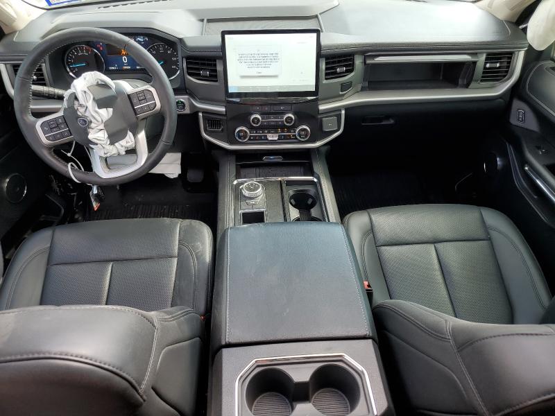 1FMJU1H83REA13457 - 2024 FORD EXPEDITION XLT BLACK photo 8