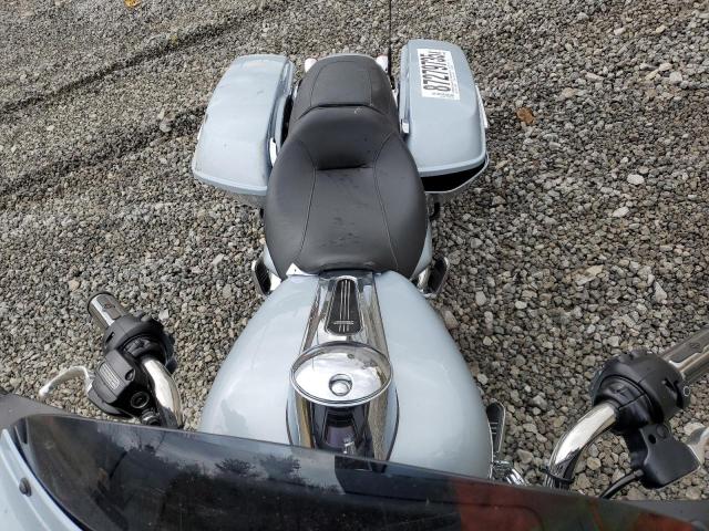 1HD1KBC10PB628796 - 2023 HARLEY-DAVIDSON FLHX 银色 照片 5