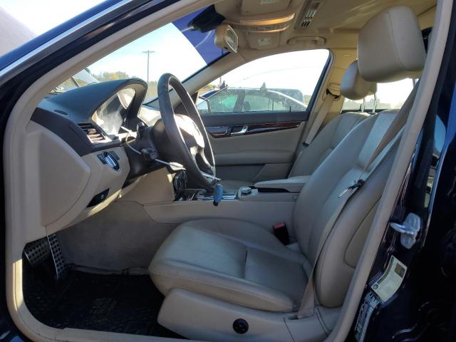 WDDGF5EB3BF641895 - 2011 MERCEDES-BENZ C 300 Schwarz Foto 7