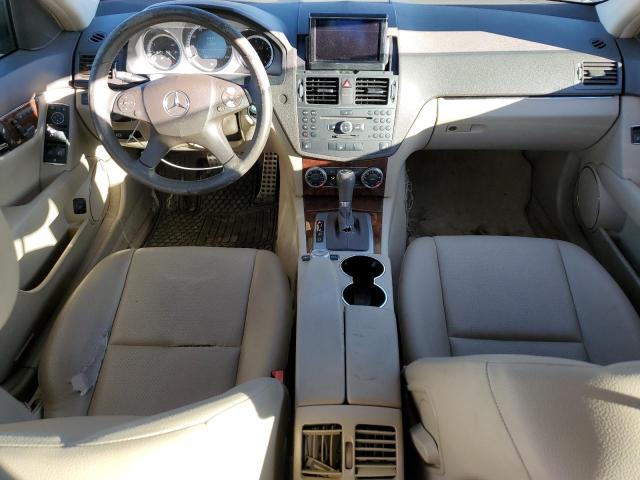 WDDGF5EB3BF641895 - 2011 MERCEDES-BENZ C 300 Schwarz Foto 8