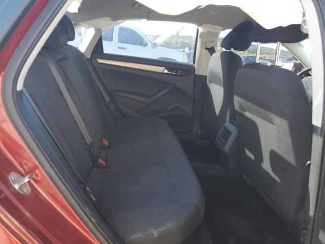 1VWAT7A35FC077349 - 2015 VOLKSWAGEN PASSAT S RED photo 10
