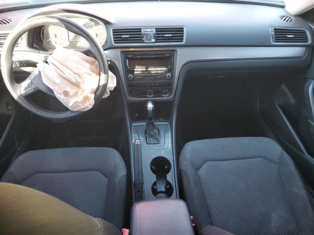 1VWAT7A35FC077349 - 2015 VOLKSWAGEN PASSAT S RED photo 8