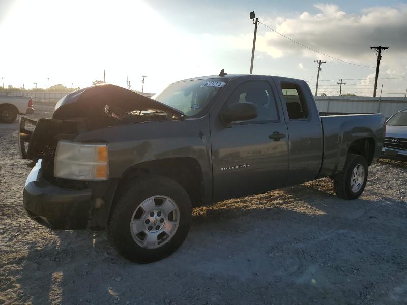2011 CHEVROLET SILVERADO C1500 LT, 