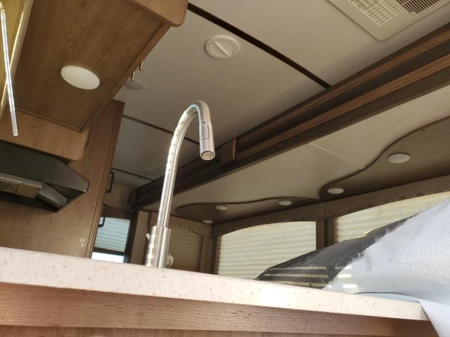 4YDT27R20JV513190 - 2018 KEYSTONE COUGAR CREAM photo 6