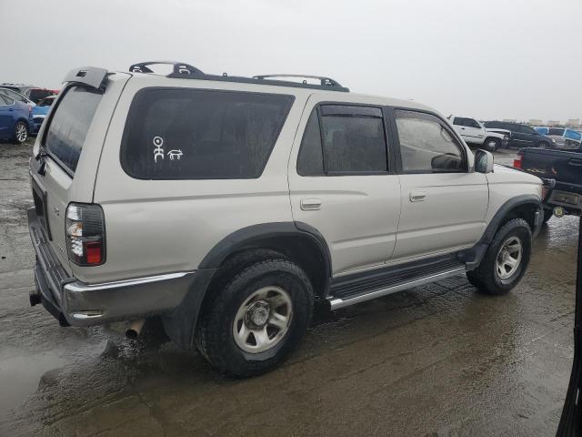 JT3GN86R9Y0178249 - 2000 TOYOTA 4RUNNER SR5 SILVER photo 3