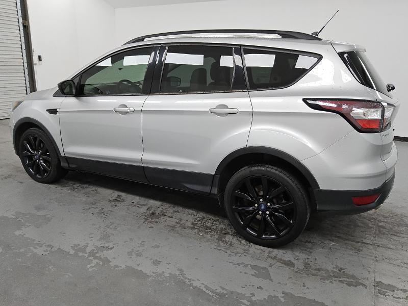 1FMCU0HD2JUC47793 - 2018 FORD ESCAPE SEL 银色 照片 2