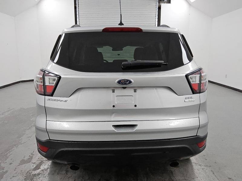 1FMCU0HD2JUC47793 - 2018 FORD ESCAPE SEL 银色 照片 6