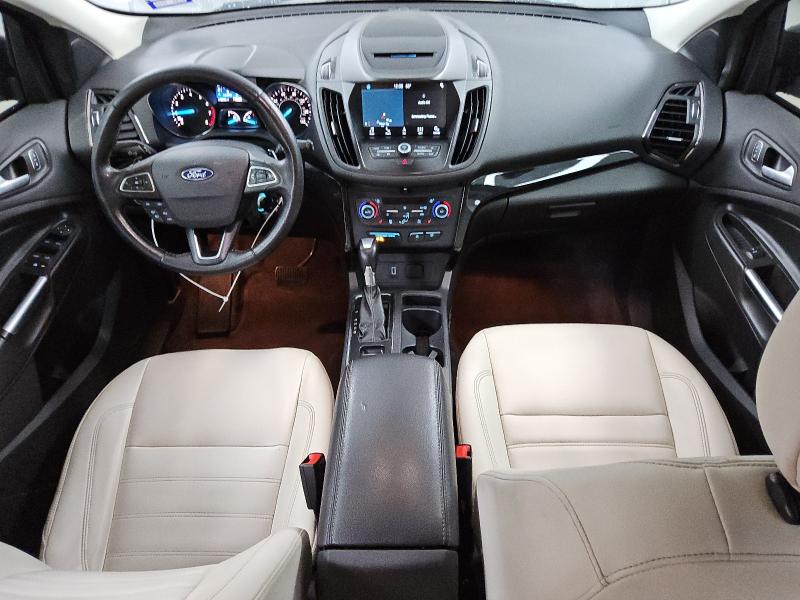 1FMCU0HD2JUC47793 - 2018 FORD ESCAPE SEL 银色 照片 8