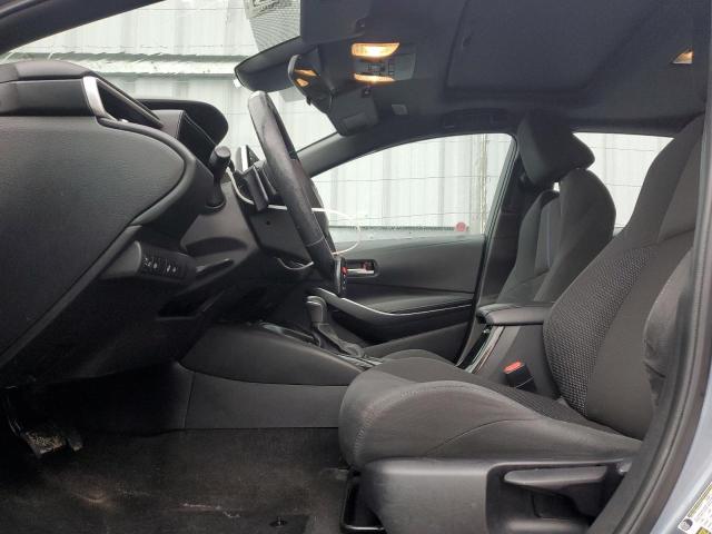 5YFB4MBE3NP111815 - 2022 TOYOTA COROLLA SE Gris foto 7