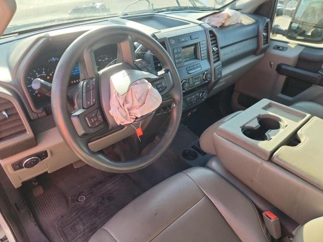 1FT7X2A69KEF58122 - 2019 FORD F 250 SUPER DUTY თეთრი ფოტო 8