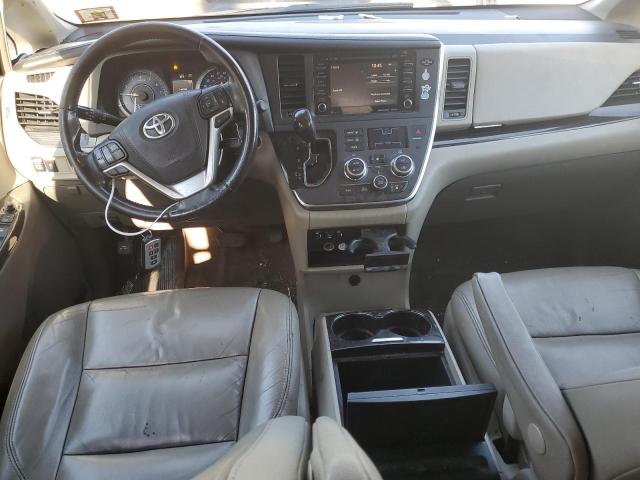 5TDYZ3DC3JS955551 - 2018 TOYOTA SIENNA XLE 蓝色 照片 8