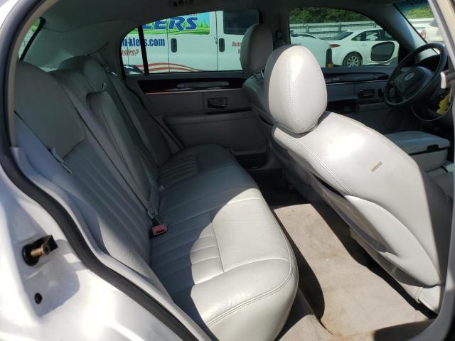 1LNHM81W14Y633747 - 2004 LINCOLN TOWN CAR EXECUTIVE WHITE photo 10