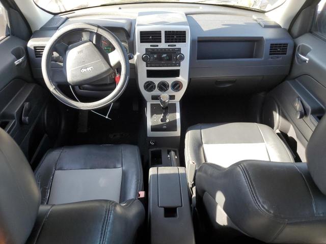 1J8FF28W08D719758 - 2008 JEEP PATRIOT SPORT GRAY photo 8