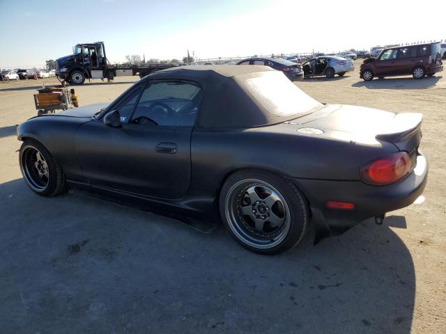 JM1NB353420228946 - 2002 MAZDA MX-5 MIATA BASE BLACK photo 2