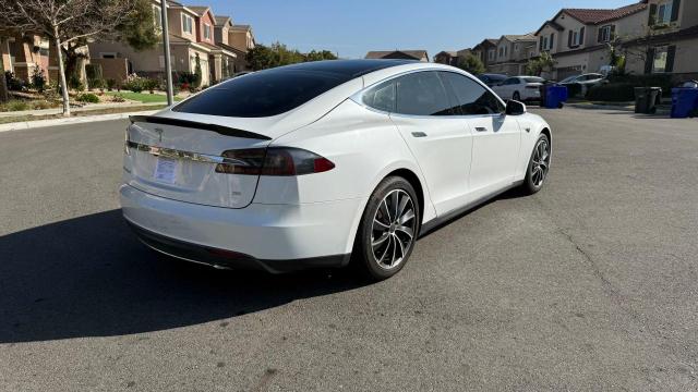 5YJSA1CG8DFP12090 - 2013 TESLA MODEL S WHITE photo 4