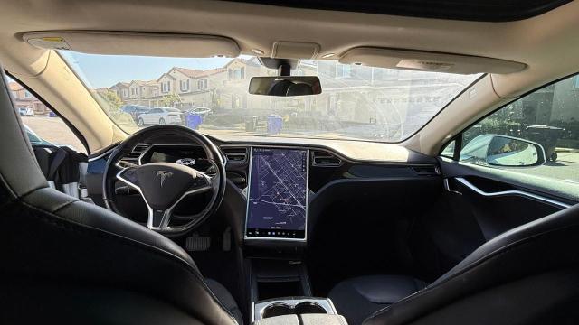 5YJSA1CG8DFP12090 - 2013 TESLA MODEL S WHITE photo 9