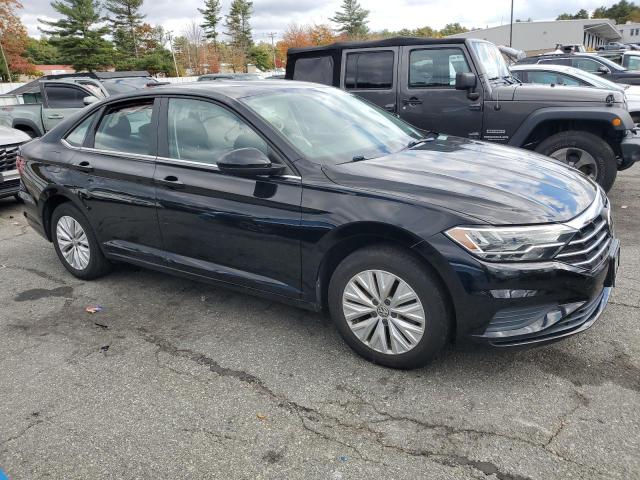 3VWCB7BU7KM266077 - 2019 VOLKSWAGEN JETTA S BLACK photo 4