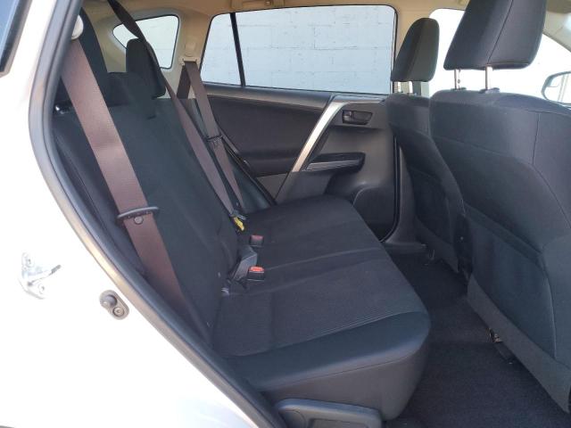 JTMBFREV2HJ105872 - 2017 TOYOTA RAV4 LE WHITE photo 11