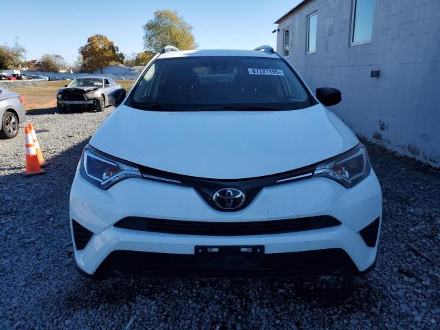 JTMBFREV2HJ105872 - 2017 TOYOTA RAV4 LE WHITE photo 5