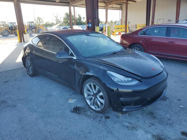 5YJ3E1EAXKF314152 - 2019 TESLA MODEL 3 Սև լուսանկար 4