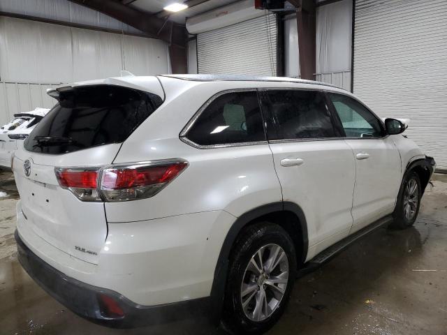 5TDJKRFH3FS223347 - 2015 TOYOTA HIGHLANDER XLE WHITE photo 3