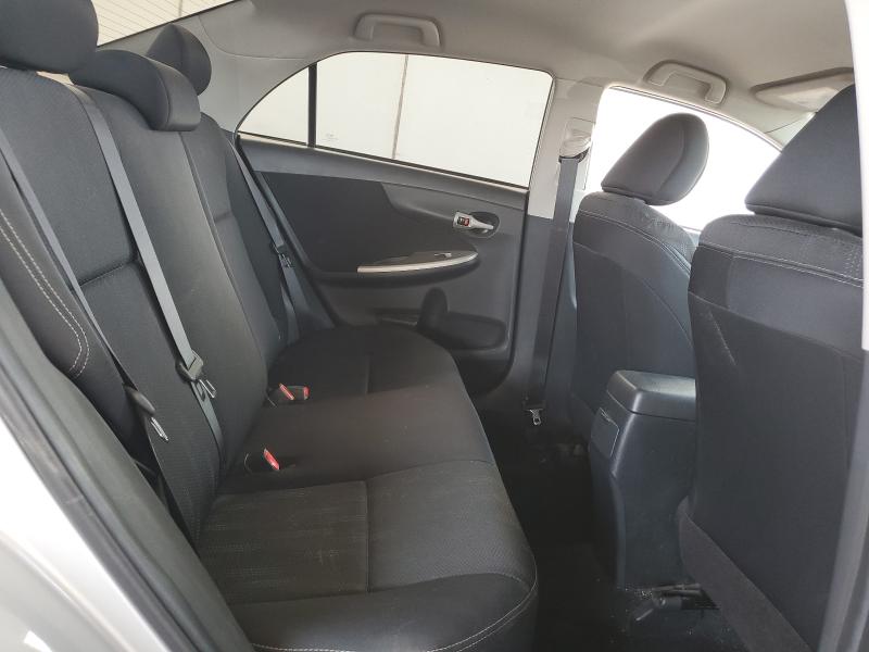 5YFBU4EE4CP024482 - 2012 TOYOTA COROLLA BASE SILVER photo 10