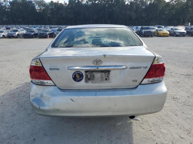 4T1BF32K35U105246 - 2005 TOYOTA CAMRY LE 银色 照片 6