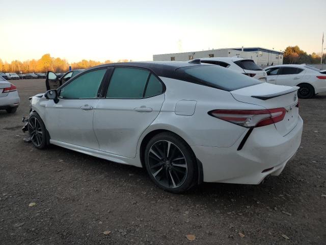 4T1B61HK6KU242009 - 2019 TOYOTA CAMRY XSE Blanco foto 2