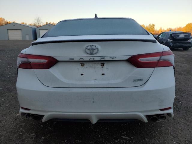 4T1B61HK6KU242009 - 2019 TOYOTA CAMRY XSE Blanco foto 6