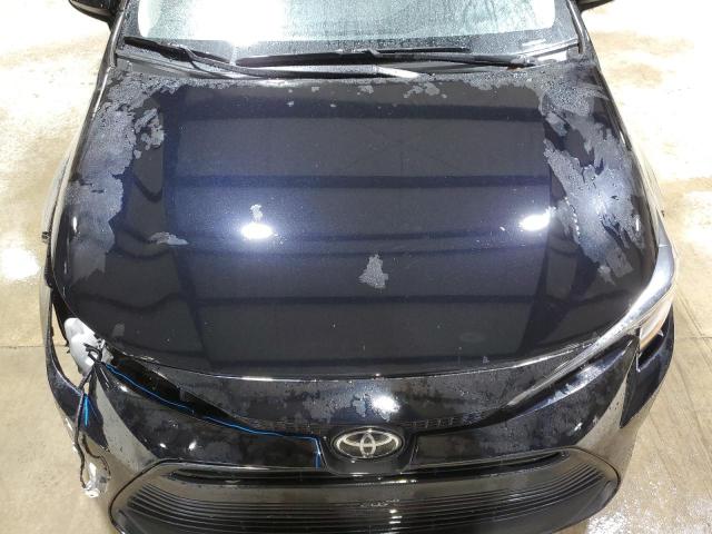 5YFB4MDE6RP143029 - 2024 TOYOTA COROLLA LE შავი ფოტო 11
