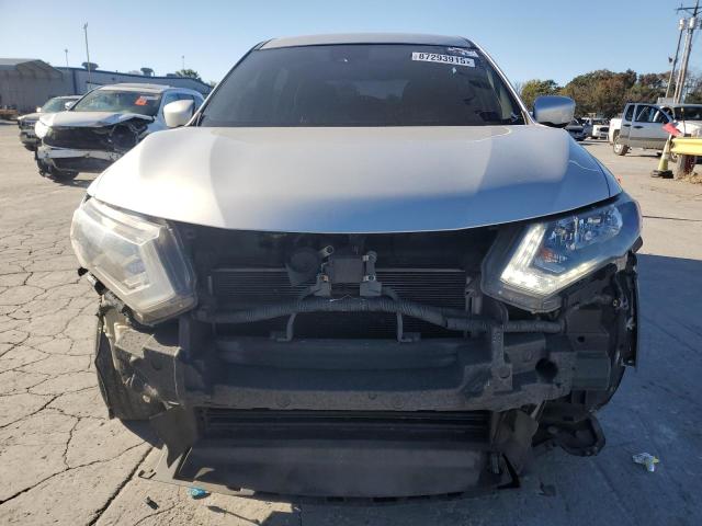 KNMAT2MV3KP518028 - 2019 NISSAN ROGUE S 银色 照片 5