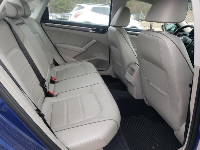 1VWDT7A39HC003142 - 2017 VOLKSWAGEN PASSAT R-LINE Blau Foto 10