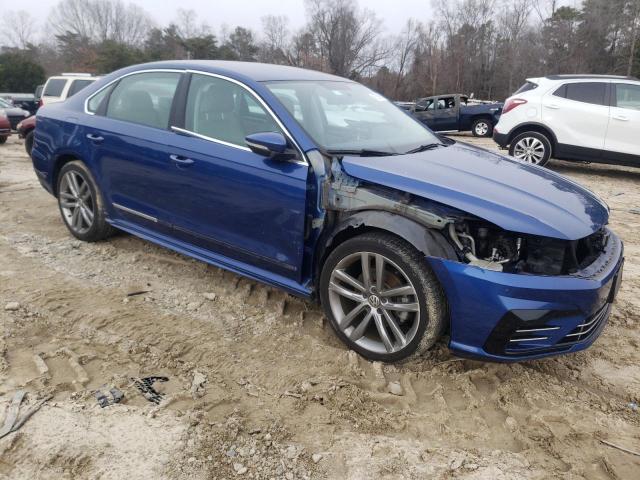 1VWDT7A39HC003142 - 2017 VOLKSWAGEN PASSAT R-LINE Blau Foto 4