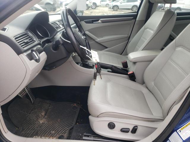 1VWDT7A39HC003142 - 2017 VOLKSWAGEN PASSAT R-LINE Blau Foto 7