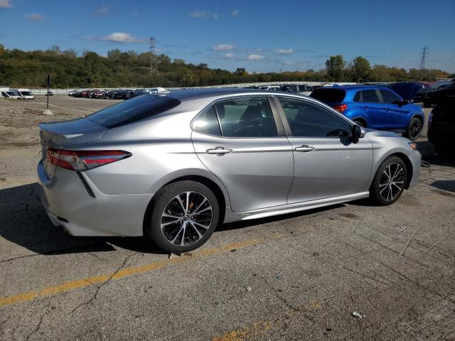 4T1B11HK1KU729178 - 2019 TOYOTA CAMRY L SILVER photo 3