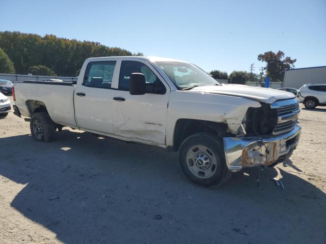 1GC1CUEG3FF112659 - 2015 CHEVROLET SILVERADO C2500 HEAVY DUTY WHITE photo 4