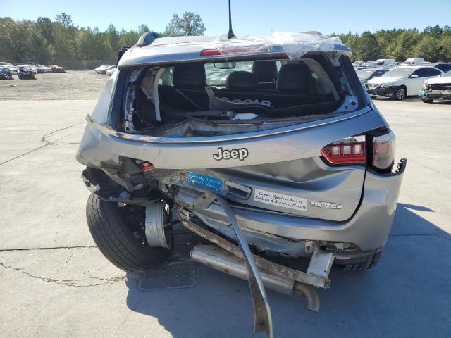 3C4NJCBB8JT228903 - 2018 JEEP COMPASS LATITUDE SILVER photo 6