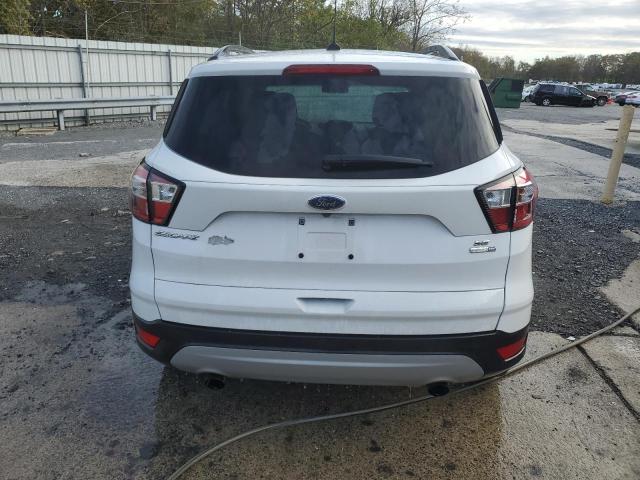 1FMCU9GDXJUC76982 - 2018 FORD ESCAPE SE WHITE photo 6