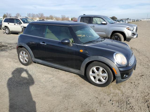 WMWMF33597TT50208 - 2007 MINI COOPER BLACK photo 4